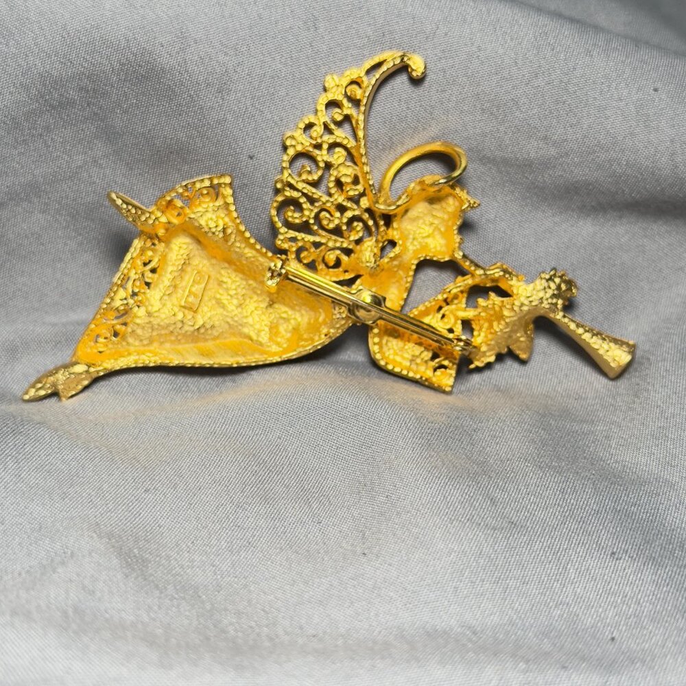Angel Brooch JJ Gold Tone Rhinestone Filigree Wing Figural Pin 3.75” - Picture 5 of 9